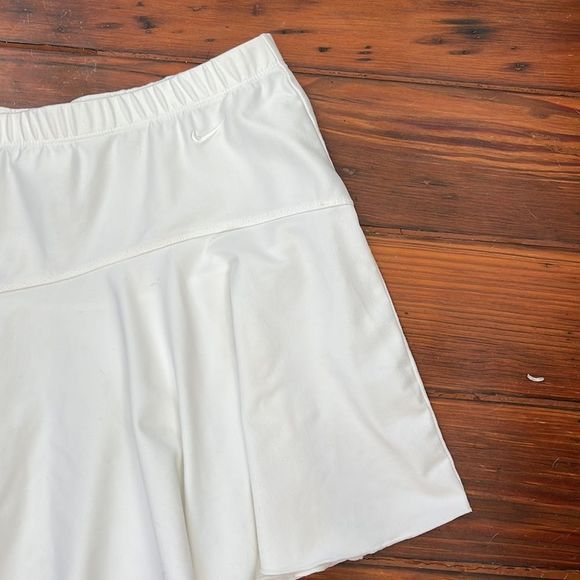 Nike athletic athleisure unlined tennis golf mini skirt sz XL - Picture 2 of 7